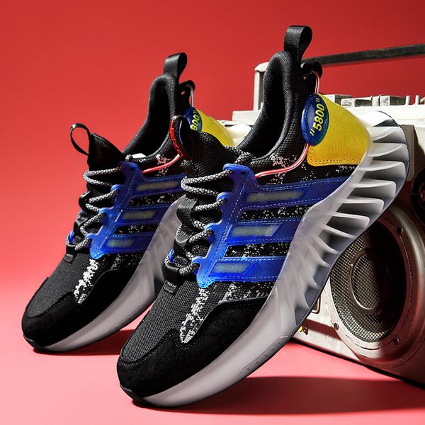 2021 men sneakers travel sports shoes men running shoes sneakers blade luxury mesh luminous men flying woven jogging shoes
2021 men sneakers travel sports shoes men running shoes sneakers blade luxury mesh luminous men flying woven jogging shoes