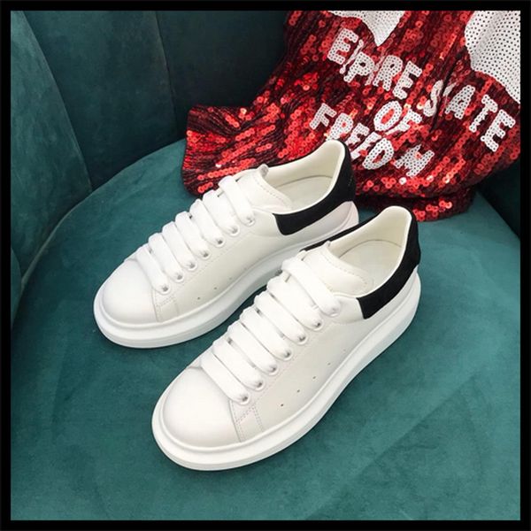 2021 mq velvet black mens womens designer shoe beautiful platform casual sneakers leather solid colors running sports shoes a11
2021 mq velvet black mens womens designer shoe beautiful platform casual sneakers leather solid colors running sports shoes a11