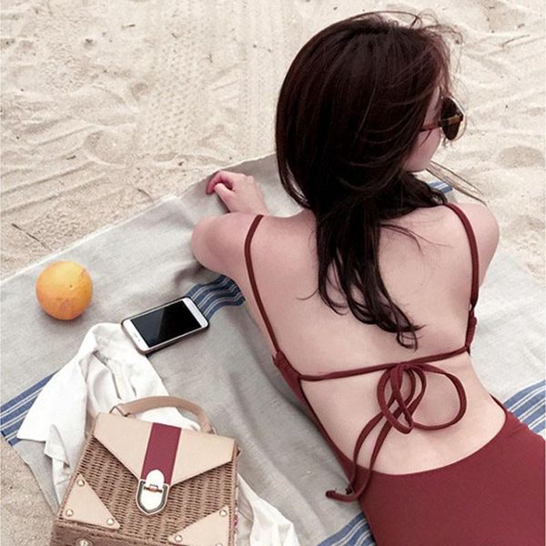 one-piece suits 2021 triangle swimsuit female bikini summer women retro wine red backless straps cover belly
one-piece suits 2021 triangle swimsuit female bikini summer women retro wine red backless straps cover belly