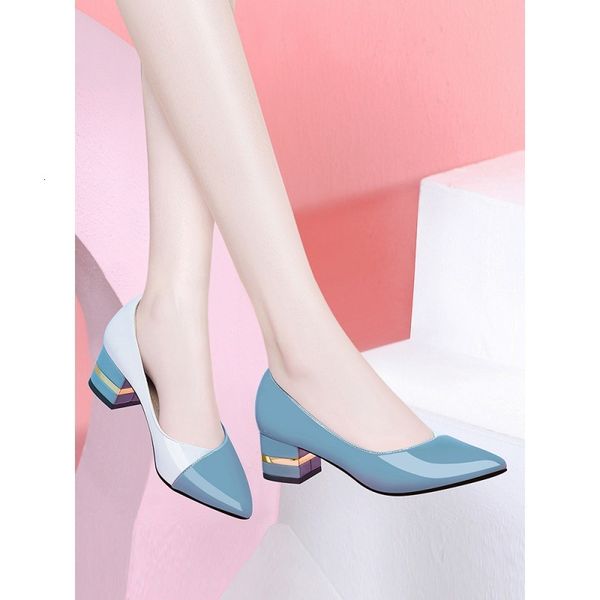 single shoe 2021 style spring and summer middle high thick heel four seasons versatile small leather sho women's, Black
single shoe 2021 style spring and summer middle high thick heel four seasons versatile small leather sho women's, Black