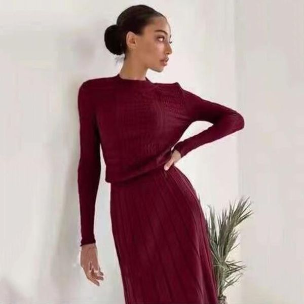 women's two piece pants 2021 autumn and winter warm knitted two-piece korean long-sleeved sweater high-waist casual pleated skirt suit, White
women's two piece pants 2021 autumn and winter warm knitted two-piece korean long-sleeved sweater high-waist casual pleated skirt suit, White