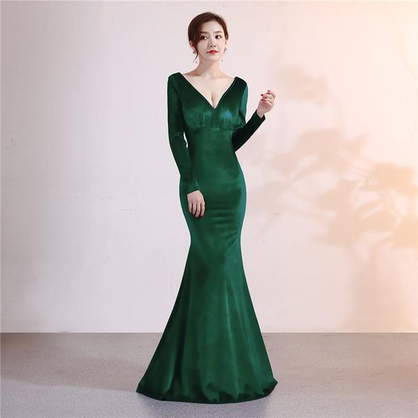 casual dresses velvet dress spring autumn woman 2021 pearl beading v neck long sleeve night party wear cocktail club elegant, Black;gray
casual dresses velvet dress spring autumn woman 2021 pearl beading v neck long sleeve night party wear cocktail club elegant, Black;gray