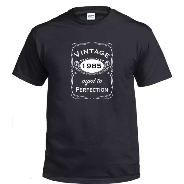 vintage aged to perfection 1985 80s birthday gift whiskey gift cotton t-shirt, White;black
vintage aged to perfection 1985 80s birthday gift whiskey gift cotton t-shirt, White;black