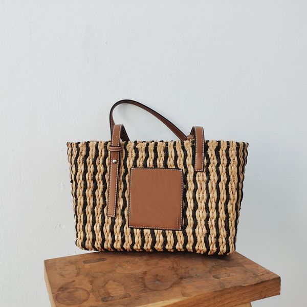 designer straw woven bag shoulder handbags striped hand-woven female handbag wild straws tote fashion trendy summer beach bags
designer straw woven bag shoulder handbags striped hand-woven female handbag wild straws tote fashion trendy summer beach bags