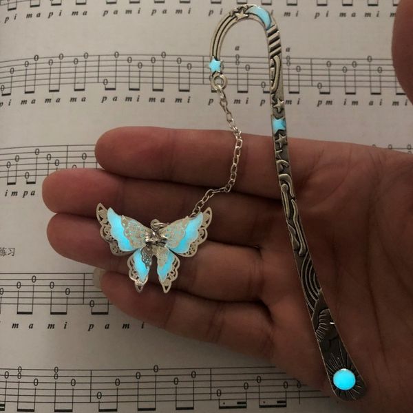 factory wholesale manual butterfly feather star moon personalized ancient silver luminous alloy bookmark fluorescent jewelry popular fashion
factory wholesale manual butterfly feather star moon personalized ancient silver luminous alloy bookmark fluorescent jewelry popular fashion