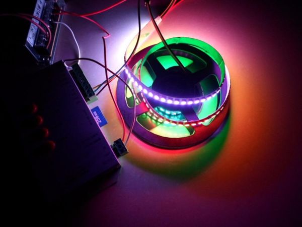 5mx apa102 digital led strip light 144 pixels/m 5m/rolll dc5v dream color black /w pcb express strips
5mx apa102 digital led strip light 144 pixels/m 5m/rolll dc5v dream color black /w pcb express strips