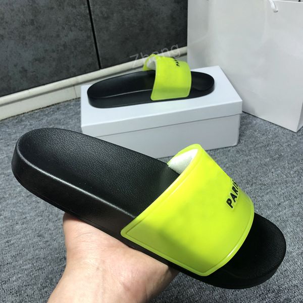 sliders classic platform sandals slippers heels flops slides low fashion floral box flip with designers brocade embroidery trend rubber aphe, Black
sliders classic platform sandals slippers heels flops slides low fashion floral box flip with designers brocade embroidery trend rubber aphe, Black