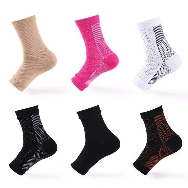 pair of ankle supports open toe socks compression feet sleeve support outdppr running cycle basketball sports, Blue;black
pair of ankle supports open toe socks compression feet sleeve support outdppr running cycle basketball sports, Blue;black