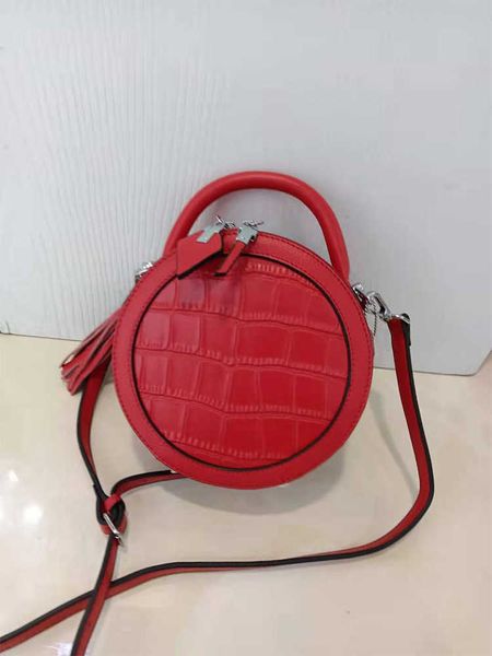 luxury handbags leather women's 2021 fashion foreign style portable small round bag jaw fish single shoulder msenger bag 805
luxury handbags leather women's 2021 fashion foreign style portable small round bag jaw fish single shoulder msenger bag 805