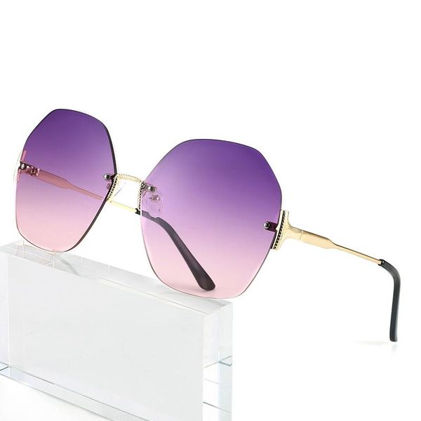 sunglasses frameless fashion women vintage square sun glasses brand oversized ocean lens eyeglasses 2021 arrival, White;black
sunglasses frameless fashion women vintage square sun glasses brand oversized ocean lens eyeglasses 2021 arrival, White;black