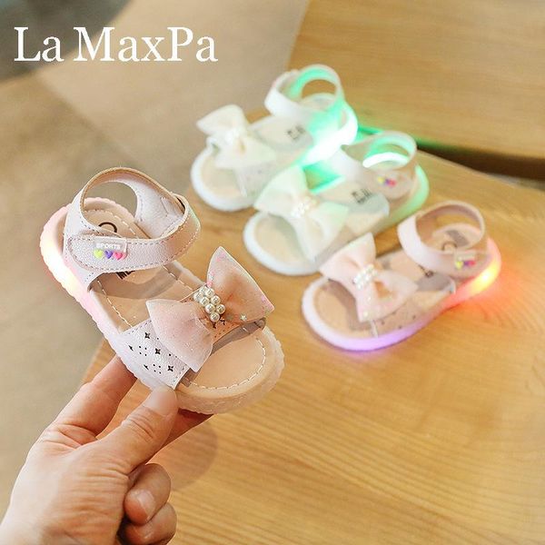 sandals size 21-30 kids light up baby shoes luminous children beach soft bottom fashion boys slippers, Black;red
sandals size 21-30 kids light up baby shoes luminous children beach soft bottom fashion boys slippers, Black;red