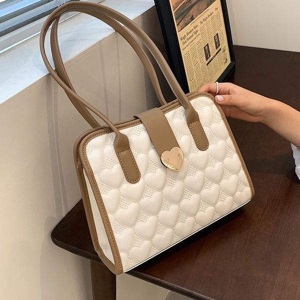 evening bags high-quality summer western style underarm bag 2021 one-shoulder fashion all-match women's designer large-capacity tote
evening bags high-quality summer western style underarm bag 2021 one-shoulder fashion all-match women's designer large-capacity tote