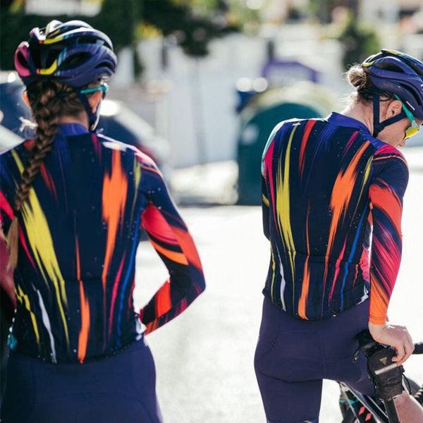 racing sets 2021 winter women cycling jersey thermal fleece clothes bicycle mtb clothing road bike set bib pants kit ropa ciclismo uniform, Black;blue
racing sets 2021 winter women cycling jersey thermal fleece clothes bicycle mtb clothing road bike set bib pants kit ropa ciclismo uniform, Black;blue