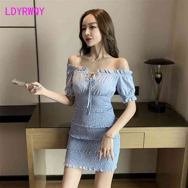 one line collar off shoulder with waist and buttocks closed dress office lady zippers knee-length 210416, Black;gray
one line collar off shoulder with waist and buttocks closed dress office lady zippers knee-length 210416, Black;gray