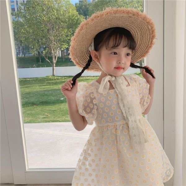 korean version of little daisy net dress baby girl 1-year-old super fairy 2 square collar 3 bubble sleeve 4 girl's dresses, Red;yellow
korean version of little daisy net dress baby girl 1-year-old super fairy 2 square collar 3 bubble sleeve 4 girl's dresses, Red;yellow