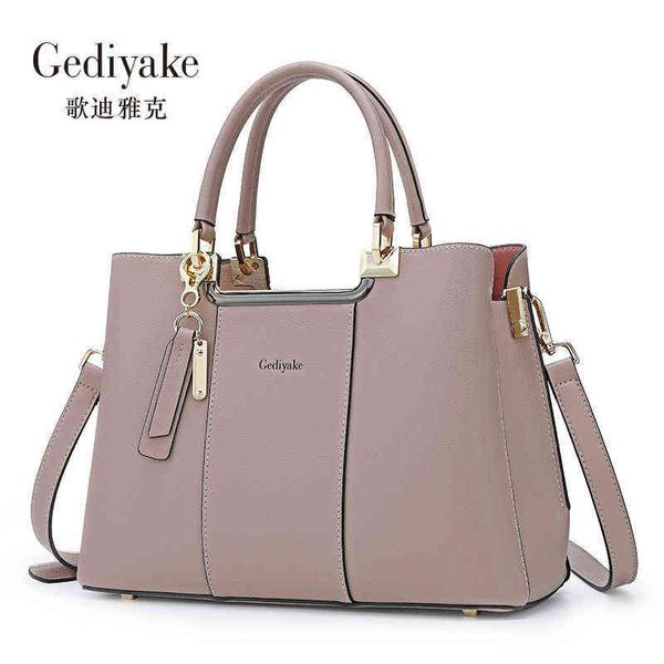 bag women 2022 fashion leather women's versatile cow mother's handbag single shoulder diagonal
bag women 2022 fashion leather women's versatile cow mother's handbag single shoulder diagonal