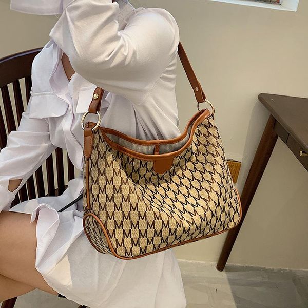 evening bags retro letter pu leather crossbody bag for women 2021 shoulder handbags and purses female travel designer high capacity tote
evening bags retro letter pu leather crossbody bag for women 2021 shoulder handbags and purses female travel designer high capacity tote