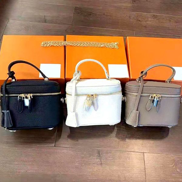 2021 fashion brand cosmetic bags cases women makeup handbag luxurys designers purse handbags bags1884
2021 fashion brand cosmetic bags cases women makeup handbag luxurys designers purse handbags bags1884