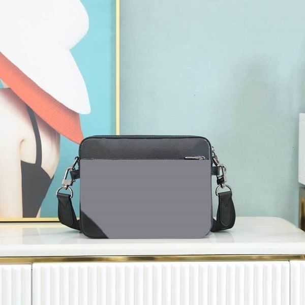 new style 3-piece messenger men quality set fashion leather mens shoulder bag coin designer purse with hig xvpu
new style 3-piece messenger men quality set fashion leather mens shoulder bag coin designer purse with hig xvpu