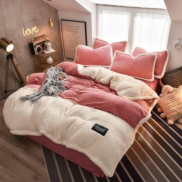 bedding sets 2021 thick lambs wool stripe velvet set warm winter fleece duvet cover pillowcases flat sheet king size 4pcs
bedding sets 2021 thick lambs wool stripe velvet set warm winter fleece duvet cover pillowcases flat sheet king size 4pcs