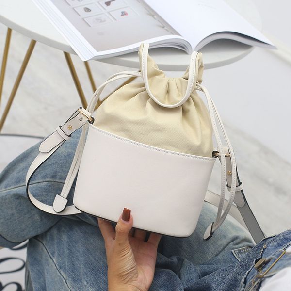 design hand 2021 new canvas drawstring fold bucket cowhide women's chaos skirt bag tide s1ki
design hand 2021 new canvas drawstring fold bucket cowhide women's chaos skirt bag tide s1ki