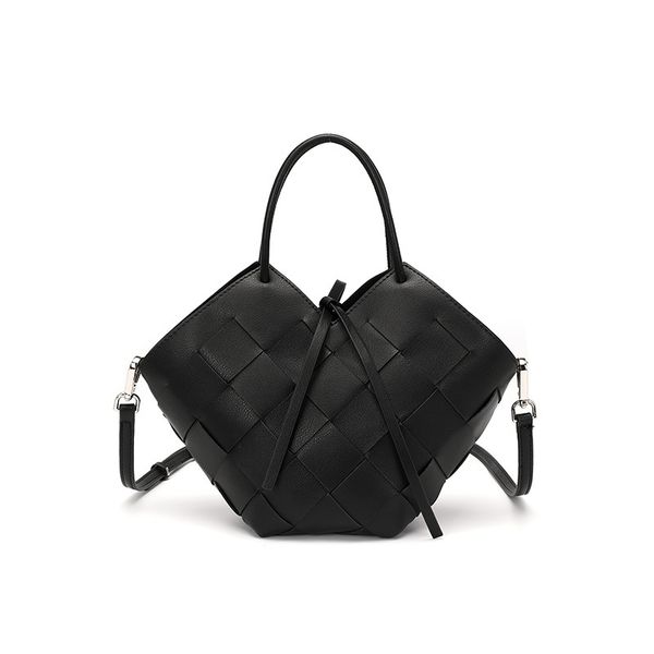 2021 autumn and winter, design, hand-made basket new shoulder bags women handbags tote-bags high solid leather
2021 autumn and winter, design, hand-made basket new shoulder bags women handbags tote-bags high solid leather
