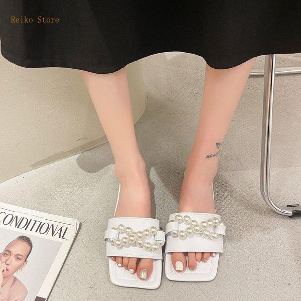 pearl casual sandals women's outdoor wear 2021summer all-matching low heel square toe slippers furry slides for women, Black
pearl casual sandals women's outdoor wear 2021summer all-matching low heel square toe slippers furry slides for women, Black