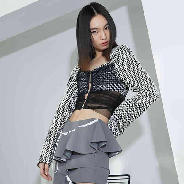 0stmtwotwinstyle vintage mesh jacket for women square collar long sleeve print shirt slim jackets female fashion new clothing 2021, Black;white
0stmtwotwinstyle vintage mesh jacket for women square collar long sleeve print shirt slim jackets female fashion new clothing 2021, Black;white