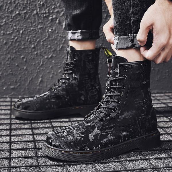 fashion printed leather martin boots man casual high-warm ankle snow boots men trend british style winter mens boots 2021
fashion printed leather martin boots man casual high-warm ankle snow boots men trend british style winter mens boots 2021