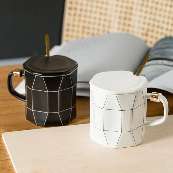 mugs 450ml couple cup creative ceramic water large capacity mug office tea gift boxed spoon with lid
mugs 450ml couple cup creative ceramic water large capacity mug office tea gift boxed spoon with lid