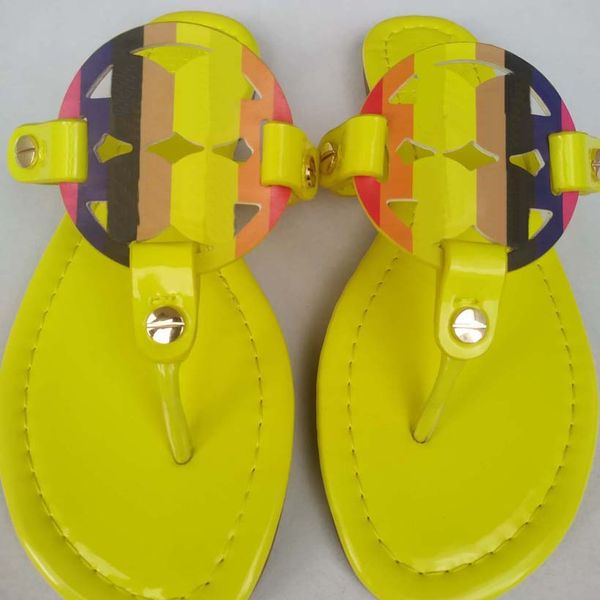 designer slides slippers lady slipper gladiator sandal classic fashion flat flip flops the upper is made of cowhide rubber sole golden with, Black
designer slides slippers lady slipper gladiator sandal classic fashion flat flip flops the upper is made of cowhide rubber sole golden with, Black