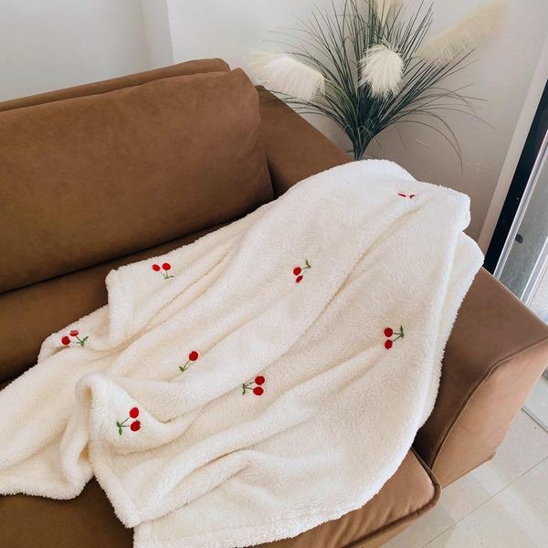blankets embroidery thicken blanket double faced plush siesta fruits pattern creative household autumn winter warm sofa decoration throws
blankets embroidery thicken blanket double faced plush siesta fruits pattern creative household autumn winter warm sofa decoration throws