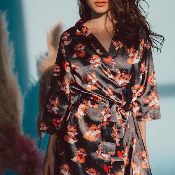 cute pajamas robes satin kimono bathrobe bridesmaid for women nightgown v-neck dormir with belt printing sleepwear, Black;red
cute pajamas robes satin kimono bathrobe bridesmaid for women nightgown v-neck dormir with belt printing sleepwear, Black;red