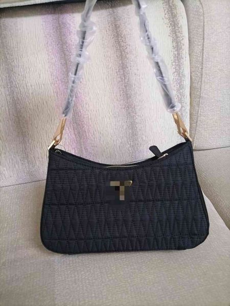 ys798920 embroidery nylon underarm bag women's 
ys798920 embroidery nylon underarm bag women's