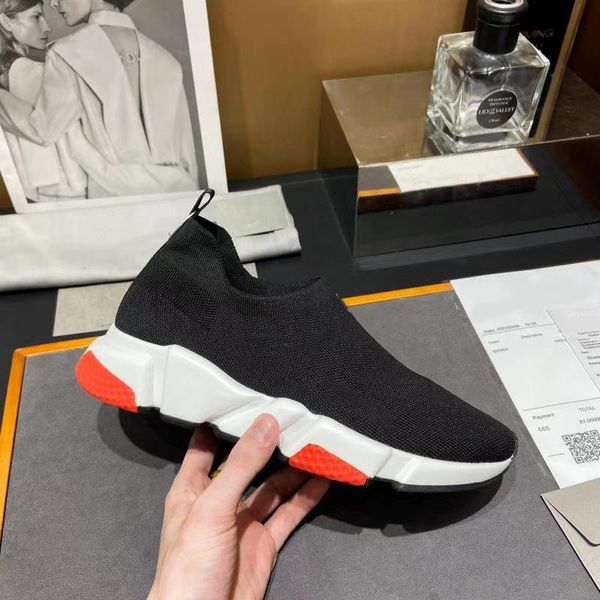 2021fashion luxury designer men and women causal shoes genuine leather flats loafers for mens ping size 35-44 a02, Black
2021fashion luxury designer men and women causal shoes genuine leather flats loafers for mens ping size 35-44 a02, Black
