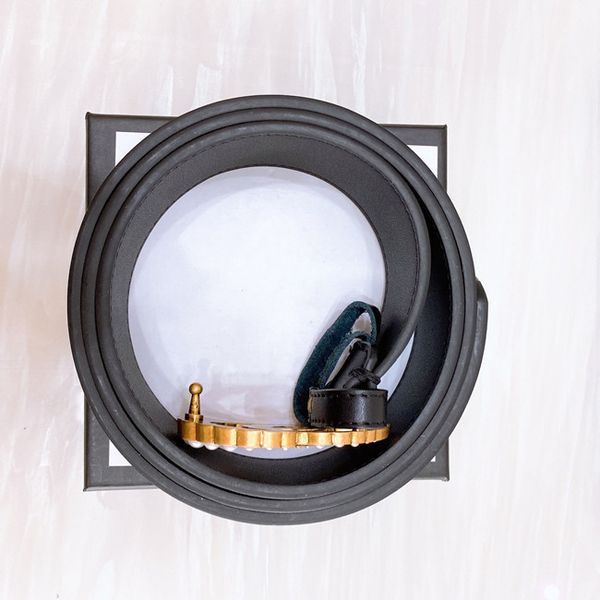2021 trends fashion street women s designers belts rhinestone ladies belt to wear with pearl evening dresses ceinture and boxes, Black;brown
2021 trends fashion street women s designers belts rhinestone ladies belt to wear with pearl evening dresses ceinture and boxes, Black;brown