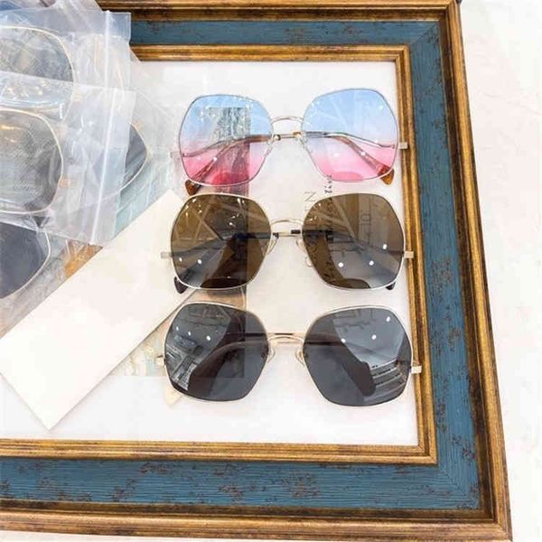 designer sunglasses ni ni's same irregular large frame uv proof face small gg0972, White;black 
designer sunglasses ni ni's same irregular large frame uv proof face small gg0972, White;black