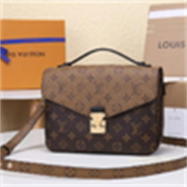 clutches designer luxury evening m40780 messenger cross bag pochette mtis body handbag handbags totes iconic bag handles shoulder bags
clutches designer luxury evening m40780 messenger cross bag pochette mtis body handbag handbags totes iconic bag handles shoulder bags
