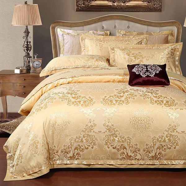 golden yellow satin pattern bedding set containing cotton duvet cover rounded sheet 1.5/2.0m bed home high-end textile sets
golden yellow satin pattern bedding set containing cotton duvet cover rounded sheet 1.5/2.0m bed home high-end textile sets