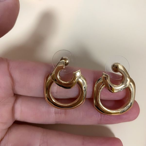 fashion designer jewelry advanced metal earrings new celi geometric irregular for women, Golden
fashion designer jewelry advanced metal earrings new celi geometric irregular for women, Golden