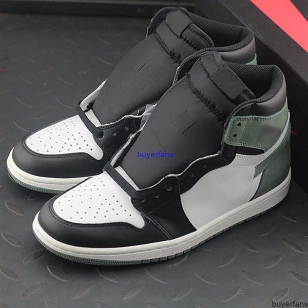 news 2021 jumpman 1smen women hight og basketball shoes luxury designer mens womens glay green casual trainers coach sneakersa35
news 2021 jumpman 1smen women hight og basketball shoes luxury designer mens womens glay green casual trainers coach sneakersa35