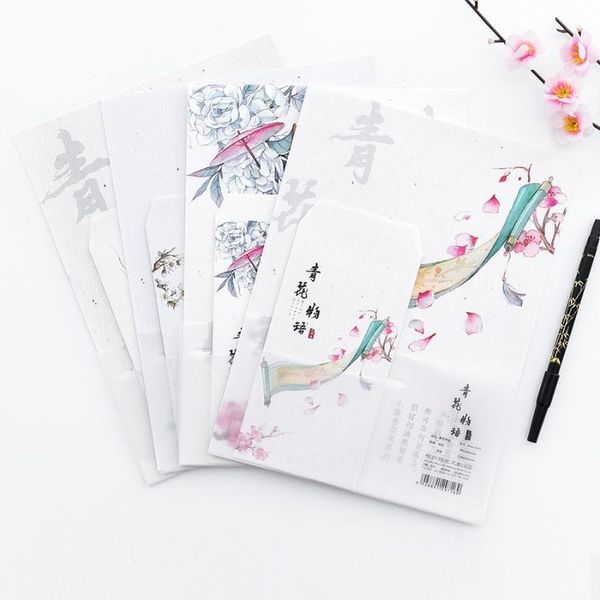 9pcs/set 3 envelopes + 6 writting paper antique flower series envelope for gift korean stationery packing bags
9pcs/set 3 envelopes + 6 writting paper antique flower series envelope for gift korean stationery packing bags