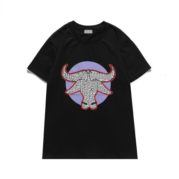 21ss men designers bull t shirt fashion bulls tshirt luxurys women bull tees shirts womens casual short sleeve hip hop streetwear tshirts, White;black
21ss men designers bull t shirt fashion bulls tshirt luxurys women bull tees shirts womens casual short sleeve hip hop streetwear tshirts, White;black