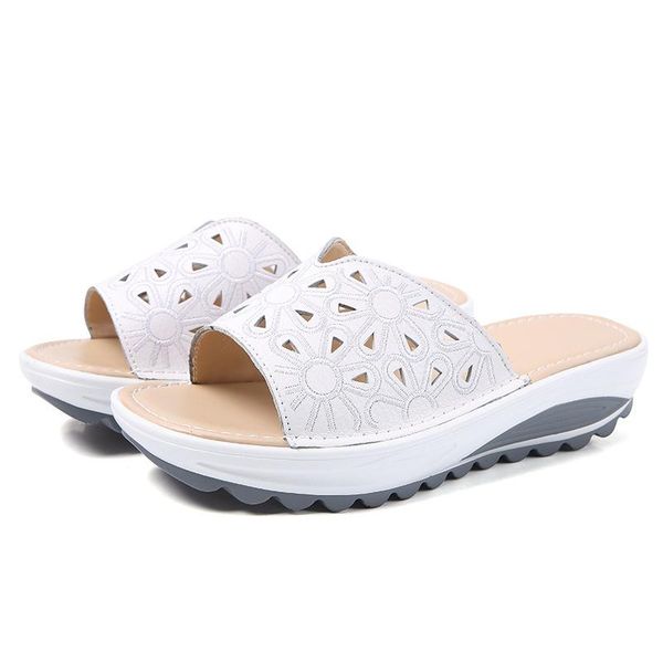 embriodery flower slippers platform summer shoes women 2021 wedges casual female pu leather, Black
embriodery flower slippers platform summer shoes women 2021 wedges casual female pu leather, Black