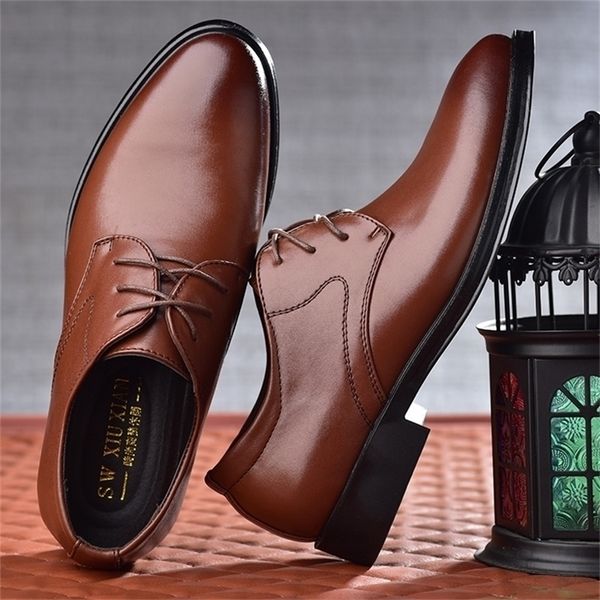 men leather shoes business dress shoes all-match casual shoes shock-absorbing footwear wear-resistant 220315, Black
men leather shoes business dress shoes all-match casual shoes shock-absorbing footwear wear-resistant 220315, Black