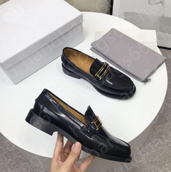 brand alphabetic buckle single shoe water dyed leather foot pad leather outsole metal buckle decoration, Black
brand alphabetic buckle single shoe water dyed leather foot pad leather outsole metal buckle decoration, Black