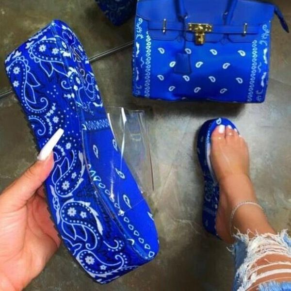 slippers 2021 flat high-heeled summer graffiti printing thick-soled transparent pvc outdoor leisure all-match sandals, Black
slippers 2021 flat high-heeled summer graffiti printing thick-soled transparent pvc outdoor leisure all-match sandals, Black