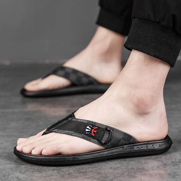 luxury grid pattern slippers genuine leather designer rubber slide sandal slipper men black white non-slip gray gear bottoms flip flops beac
luxury grid pattern slippers genuine leather designer rubber slide sandal slipper men black white non-slip gray gear bottoms flip flops beac