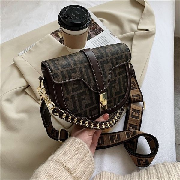 designer sale women's bag 2022 new fashion printed single shoulder messenger women's hand simple saddle xi32
designer sale women's bag 2022 new fashion printed single shoulder messenger women's hand simple saddle xi32