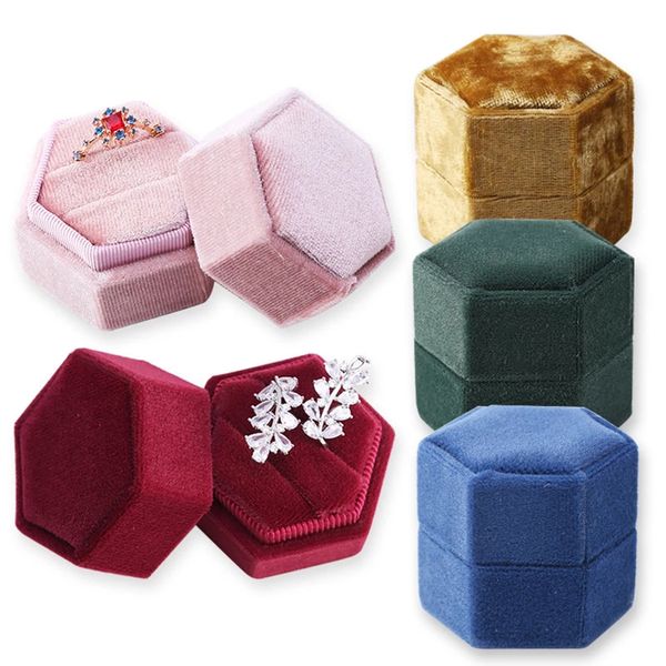 hexagon shape velvet jewelry box 5 color double ring storage case wedding ring display for woman gift earrings package, Black;white
hexagon shape velvet jewelry box 5 color double ring storage case wedding ring display for woman gift earrings package, Black;white